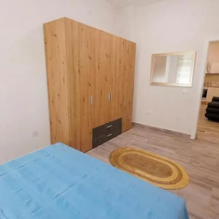 Mira 2 스플리트