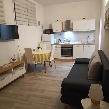 Mira 2 Apartment *