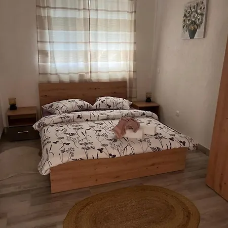 Mira 2 Apartamento *